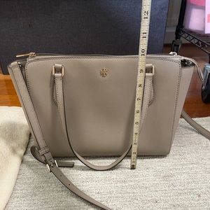 TORY BURCH GRAY BAG *MAKE AN OFFER!!!!*